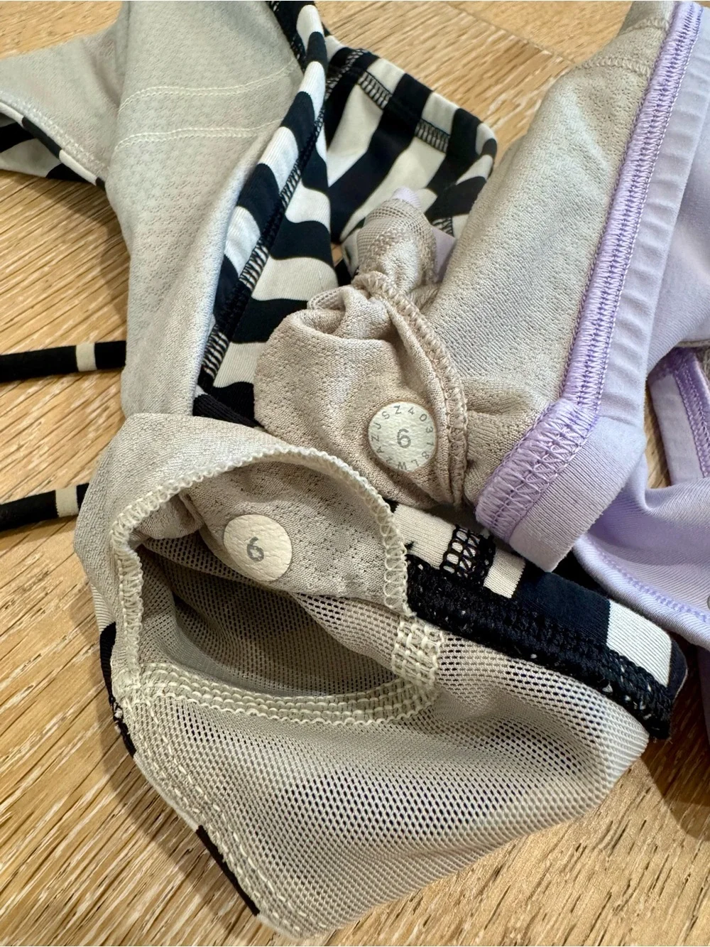 Set of 2 Lululemon Free to Be Bras Size 6
